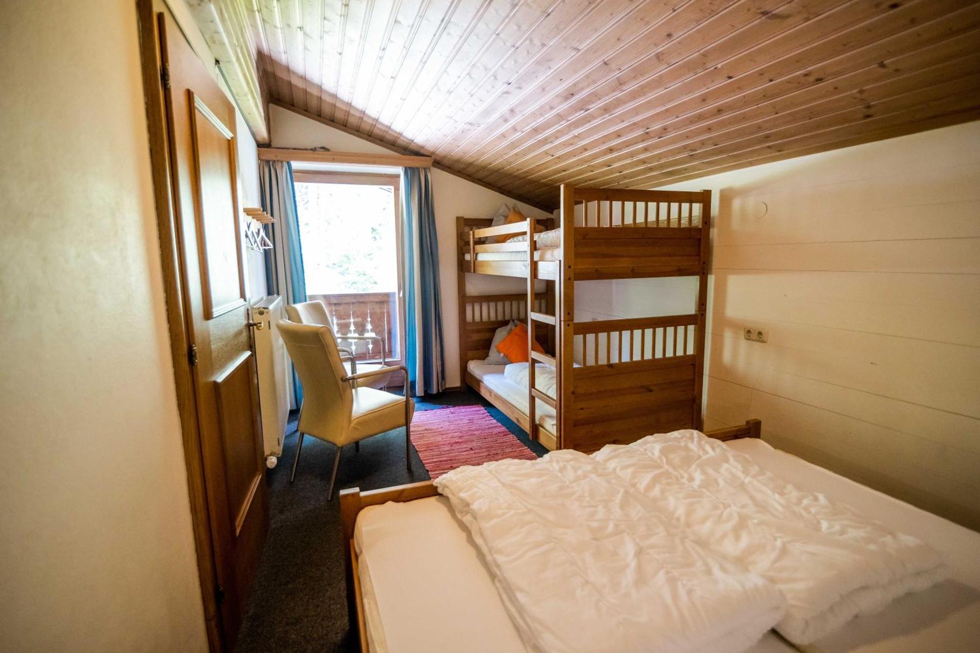 Chalet 3 Musketiers Viehhofen Room photo